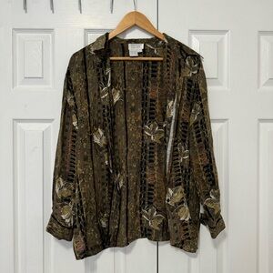 100% Silk Printed Button Down